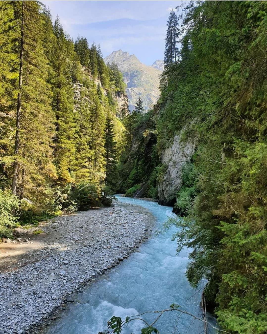 Whisperive Lodge - Le Vert Aux Bords De Rive Le Bourg-dʼOisans Zewnętrze zdjęcie